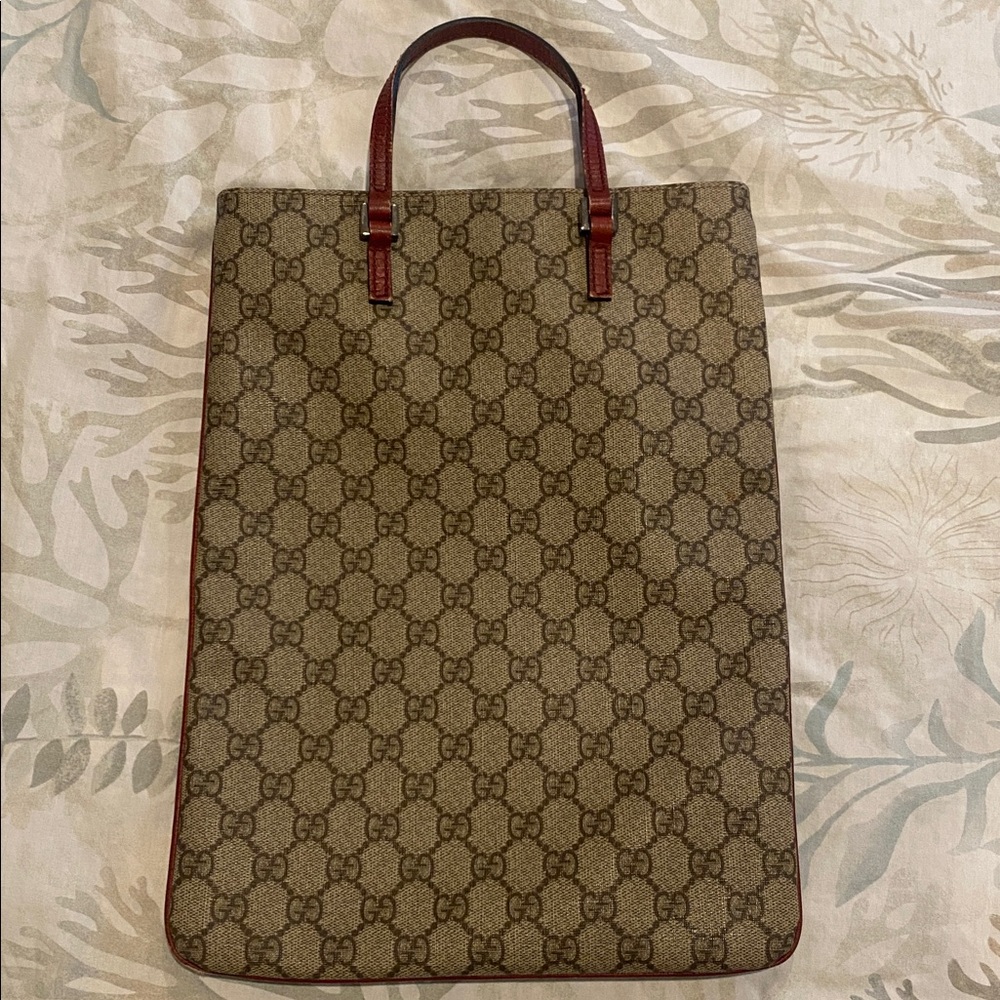 Authentic Gucci Tote Bag Supreme Coated Canvas and Leather RED ❤️❤️
